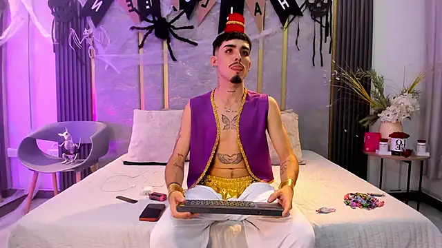 NikoStone  online show from 10/31/25, 04:24