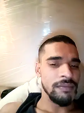 Snapshot of IndianSinsGlow chatting on 11/30/25, 01:53 IndianSinsGlow online show from 11/30/25, 01:53