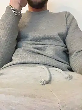 Snapshot of bmwe71 chatting on 02/25/26, 08:40 bmwe71 online show from 02/25/26, 08:40