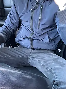 Snapshot of bmwe71 chatting on 03/04/26, 09:48 bmwe71 online show from 03/04/26, 09:48