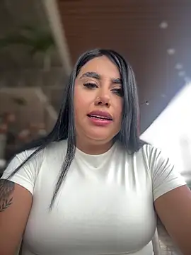 Sophie Dreamss online show from 12/17/25, 07:42