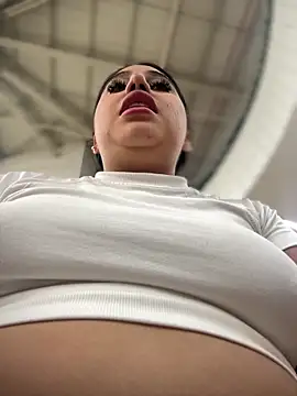 Sophie Dreamss online show from 12/21/25, 05:42