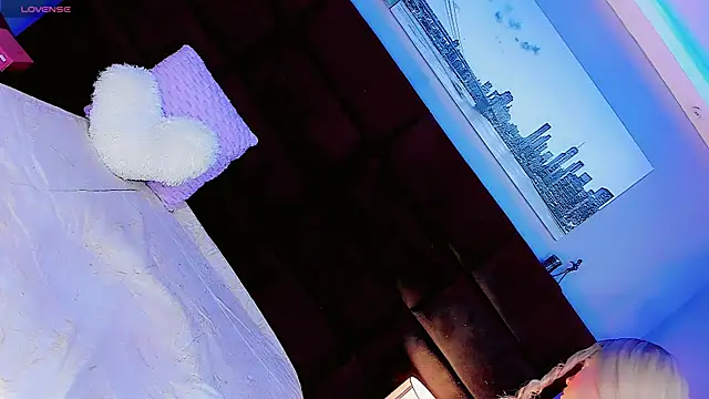 Nauthy girl online show from 12/16/25, 12:54