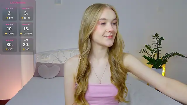 Snapshot of KumiKruz chatting on 11/15/25, 02:35 KumiKruz online show from 11/15/25, 02:35