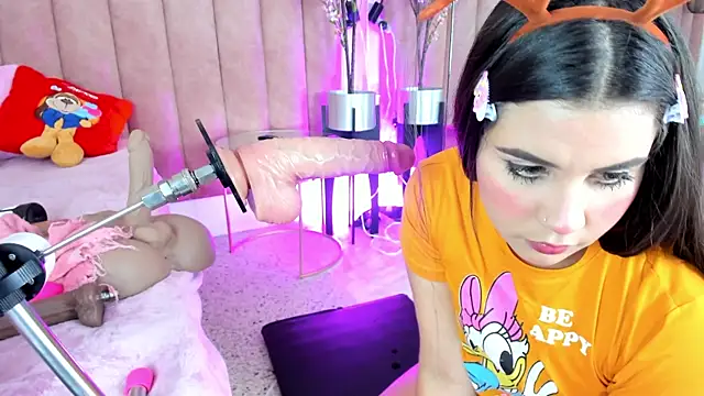 LizzyOlsen online show from 12/03/25, 05:26