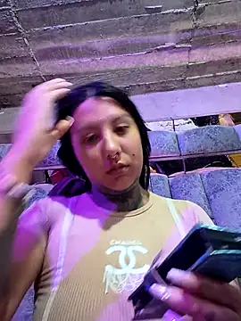 Snapshot of missashlyrosette chatting on 11/16/25, 04:51 missashlyrosette online show from 11/16/25, 04:51