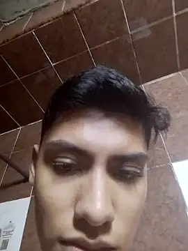 Snapshot of aispuro8505 chatting on 09/26/25, 07:12 aispuro8505 online show from 09/26/25, 07:12