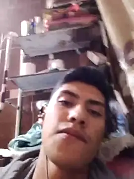 Snapshot of aispuro8505 chatting on 11/26/25, 07:42 aispuro8505 online show from 11/26/25, 07:42