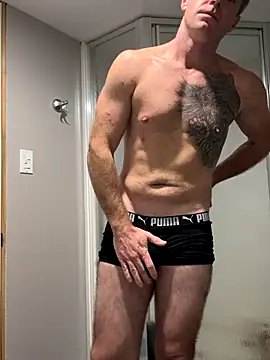 DILFiGuess11 online show from 10/27/25, 08:29