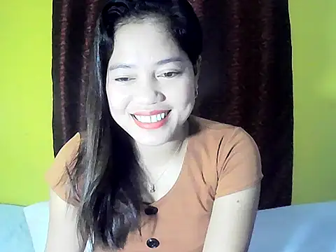 Snapshot of xmaldita18 chatting on 09/15/25, 05:57 xmaldita18 online show from 09/15/25, 05:57