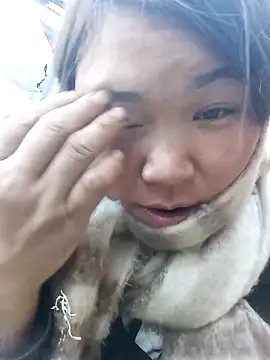 may-squirl online show from 12/21/25, 10:11