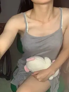 Snapshot of _Mon_23 chatting on 10/01/25, 09:21 Mon 23 online show from 10/01/25, 09:21