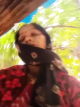 Jooli xx online show from 11/10/25, 01:37