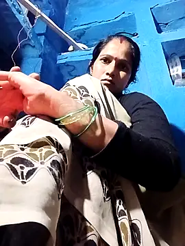 Jooli xx online show from 01/17/26, 03:50