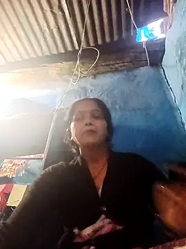 Jooli xx online show from 02/17/26, 12:45