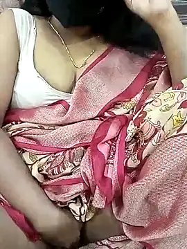 Snapshot of pinky_telugu_143 chatting on 11/15/25, 04:58 pinky telugu 143 online show from 11/15/25, 04:58