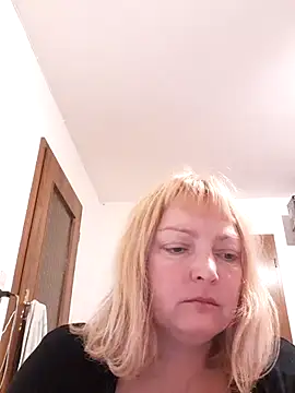 LiluLiluLilu online show from 09/26/25, 08:24