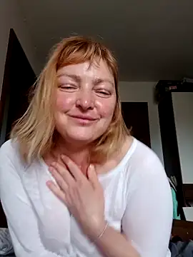 LiluLiluLilu online show from 04/16/26, 06:47