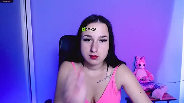 Snapshot of alma_black chatting on 09/18/25, 05:42 alma black online show from 09/18/25, 05:42