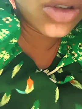 Snapshot of telugu_roja_099 chatting on 10/09/25, 04:16 telugu roja 099 online show from 10/09/25, 04:16