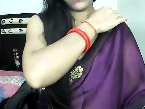 Lalita thakur online show from 09/23/25, 03:37