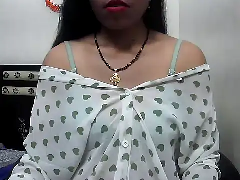 Lalita thakur online show from 10/24/25, 03:52