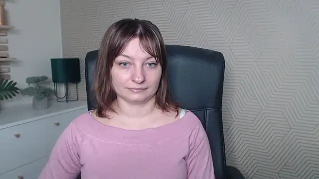 angelaSamt online show from 01/14/26, 06:52