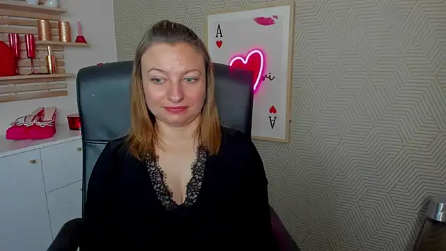 angelaSamt online show from 06/15/26, 05:53
