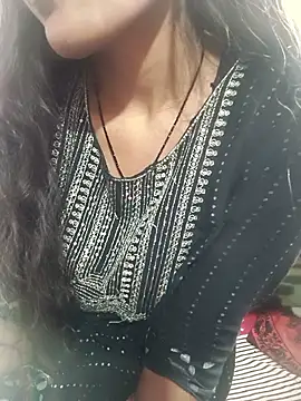 Snapshot of posewith chatting on 02/08/26, 08:07 posewith online show from 02/08/26, 08:07