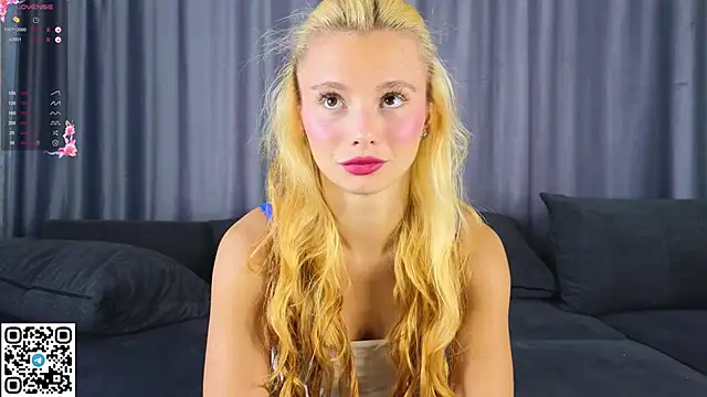 NaughtySeraphine online show from 10/11/25, 06:12