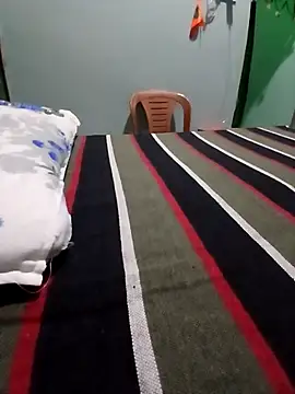 NIT-COUPLE online show from 10/24/25, 03:30