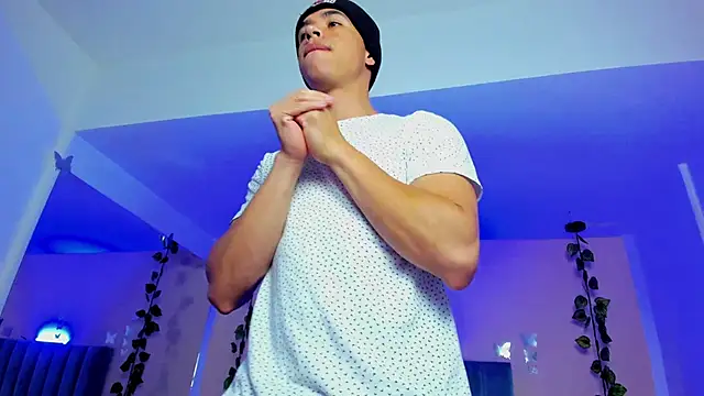 Muscle Scott online show from 11/10/25, 12:37