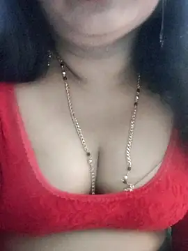 Snapshot of Bangalore-Seema chatting on 10/09/25, 10:46 Bangalore-Seema online show from 10/09/25, 10:46