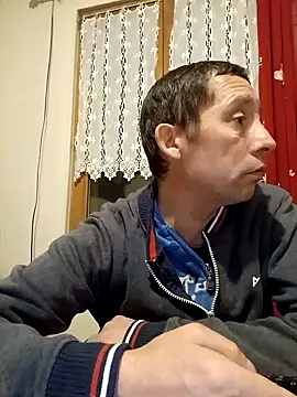 frederic198 online show from 10/02/25, 07:21