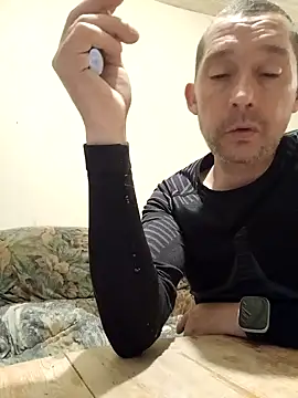 frederic198 online show from 10/17/25, 09:06