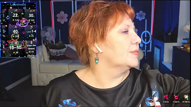 Kira Kenett online show from 10/15/25, 08:36