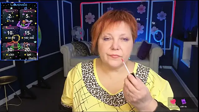 Kira Kenett online show from 10/18/25, 09:43