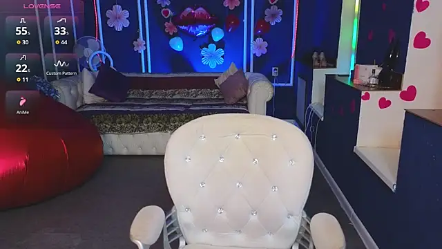 Kira Kenett online show from 02/12/26, 06:58