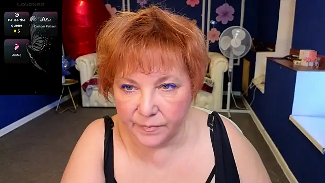 Kira Kenett online show from 05/20/26, 03:45