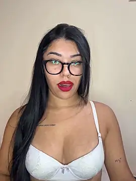 Snapshot of Alexa69xx chatting on 05/02/26, 10:37 Alexa69xx online show from 05/02/26, 10:37