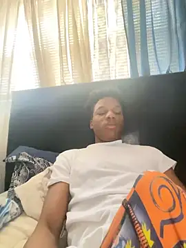 Snapshot of dmmeformerch chatting on 02/25/26, 03:21 dmmeformerch online show from 02/25/26, 03:21