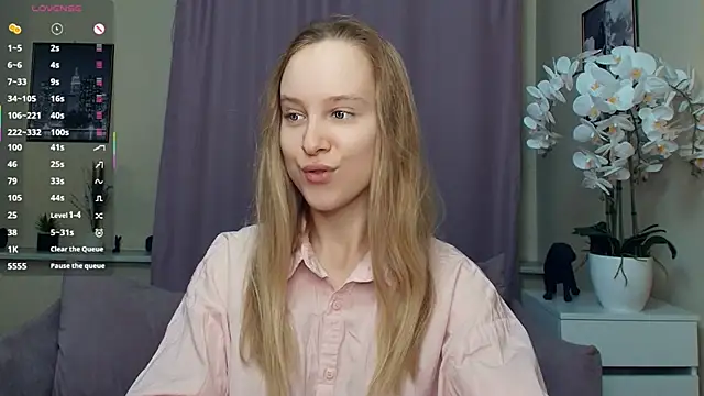 SoonMoor online show from 03/23/26, 06:34