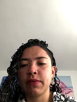 Snapshot of Paris_11 chatting on 11/19/25, 02:39 Paris 11 online show from 11/19/25, 02:39