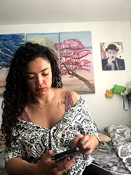 Snapshot of Paris_11 chatting on 11/28/25, 02:53 Paris 11 online show from 11/28/25, 02:53