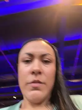 Snapshot of TiffanyyLam chatting on 09/22/25, 06:43 TiffanyyLam online show from 09/22/25, 06:43