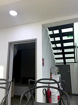 Snapshot of TiffanyyLam chatting on 11/09/25, 11:30 TiffanyyLam online show from 11/09/25, 11:30