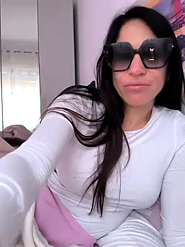 sexy7883 online show from 02/18/25, 06:59