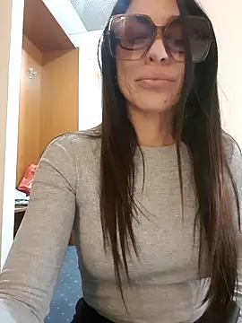 sexy7883 online show from 11/25/25, 09:48