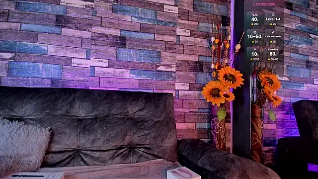 LolaXXXperience online show from 12/03/25, 11:52