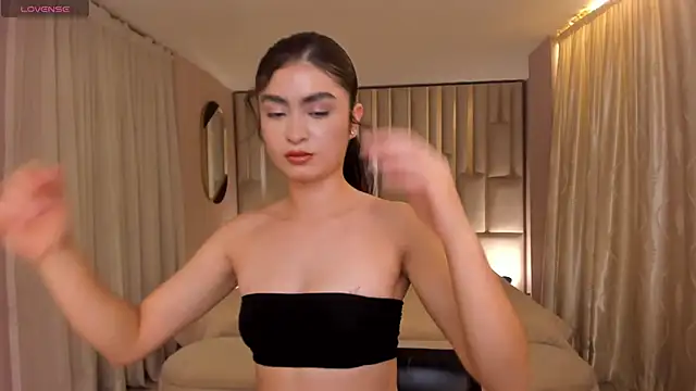 LucyWeiss  online show from 09/10/25, 07:36